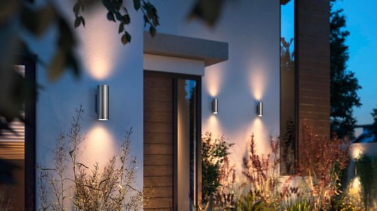 Hue Resonate Outdoor Wall Light White LED Lantern | Philips Hue